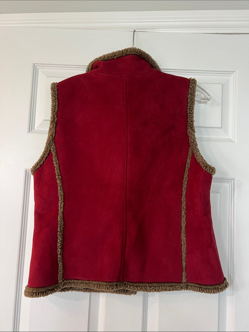 L.L. Bean Red Vest with Brown Trim - Picture 4 of 4